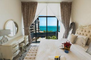 Ultra Lux 1BR in Palm with Private Beach access - Dubai - 1