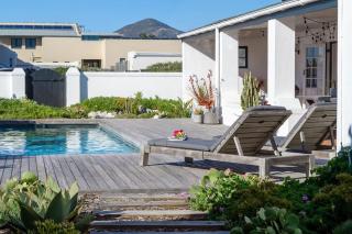Waves, Kommetjie beach bliss - Cape Town - 8