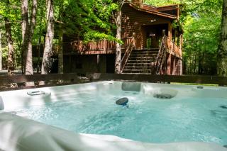 A Creek Runs Thru It - Secluded Waterfront Cabin - Cherry Log - 3