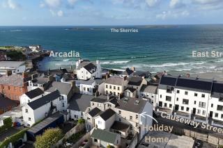 NEW - Large Portrush Townhouse - Portrush - 0