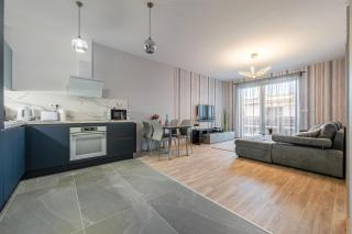 Condo with Garage and Balcony in City Center - Budapest - 1