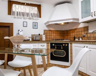20 min aeroporto FCO - casa tranquilla con parcheggio esterno gratuito - Acilia - 6