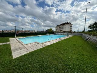 Piscina y Garaje en Valdenoja - Santander - 7