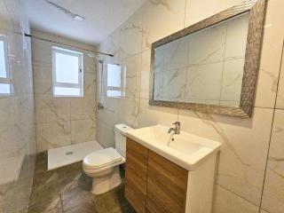 Sleeps 7 Spacious Apartment St Pauls Bay - St Paul's Bay - 1