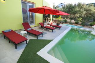 Villa Gabi with Heated Pool - Božava - 4
