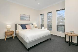 LUX Henley Beach - 4BD 3 5BA - Henley Beach South - 3