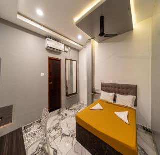 Hotel Bees - Pondicherry - 2