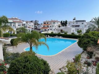 Home Away from Home - Paphos - 5