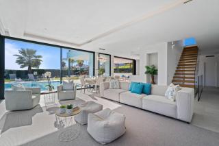 Villa Sandie Front Golf Cinema Room Sauna Jacuzzi Kids Playground - Estepona - 4