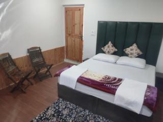 Pursukoon Villa Gulmarg - Srinagar - 2