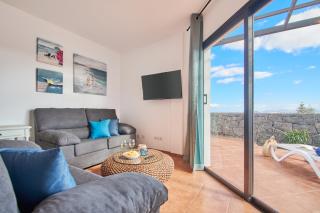 Bungalow María de Timanfaya - Sea and Mountains Views, Pool, WiFi, 15 minutes walk to Marina Rubicón - Playa Blanca - 3