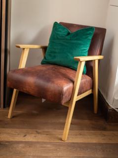 Vibrant house stay in Windsor FREE Parking - 2