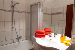 Familienfreundliche, Komfortable Ferienwohnung Mit Garten - Bad Sachsa - 1