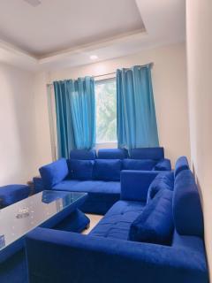 Hostmystay- 2bhk! Lajpat nagar market - Nova Deli - 8