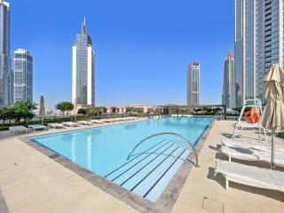 ALiving - Elegant 1BR with Burj Khalifa View, Burj Crown, Downtown - Dubai - 9