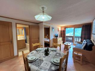 Appartement cosy 5 pers à 20m des pistes et commerces, balcons, parking couvert - FR-1-180-601 - Les Allues - 4