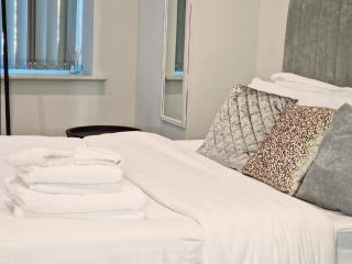 Leeds City Escape - Stylish Apartment - Leeds - 3