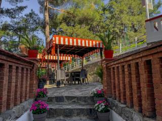 Semiramis Boutique Hotel & Spa - Kato Platres - 6