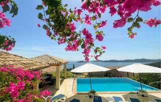 Three-Bedroom Holiday Home In Brsecine - Brsečine - 0