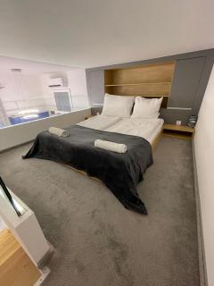 Karinflats-Love - Budapest - 4