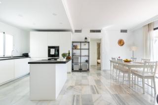 Jardines Puerto Banús - Elegance and Comfort in Marbellas Heart - 3