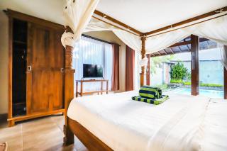 Fieldside Villa: Cozy 1BDR, Private Kitchen & Pool - 8