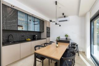 Villa Abarica by Villsy - with heated pool, sauna, jacuzzi - 4