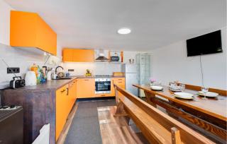 Beautiful Home In Stubicka Slatina - Stubička Slatina - 6