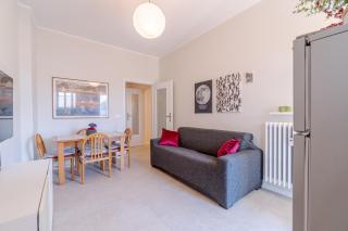 Santa Rita Functional Flat with Balcony - Torino - 9