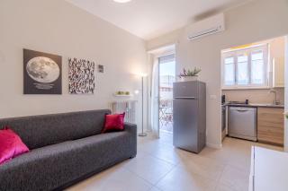Santa Rita Functional Flat with Balcony - Torino - 0