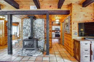 Pinetop Log Cabin Near Dining, Hiking and Golf! - Indian Pine - 4