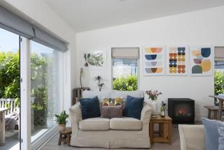 6 The Dunes At Upton Towans - Short walk to the beach - Hot Tub - Free Wi-Fi - 4