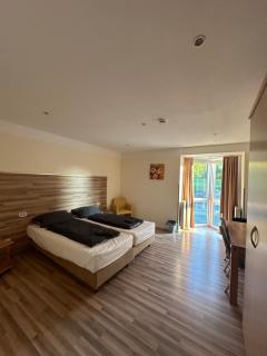 Myaparment 11 - - 0