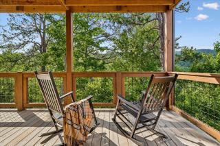 Private Hot Tub, Mountain Views, Air Hockey - Elkridge Cabin - Waldens Creek - 6