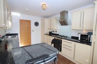 Market Street - 2 bed Apartment - Ilfracombe - 3