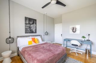 Kenwood Apartments, Downtown Hyde Park - 5