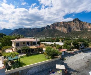Leonidio Beachfront Villa Evgenia - Leonidio - 0