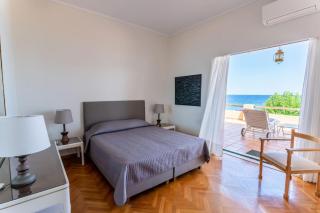 Leonidio Beachfront Villa Evgenia - Leonidio - 3