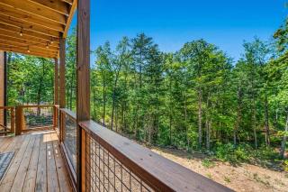 3 King Suites 5 mi to Parkway View Gaga Ball Court - Sevierville - 9