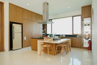 Hikari Hill View Villa 7 bedrooms with a private swimming pool - Bandung - 7
