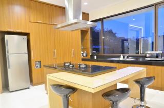 Hikari Hill View Villa 7 bedrooms with a private swimming pool - Bandung - 3