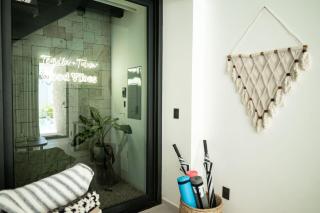 Villa Blanca Incredible 2BR Villa - Private Pool Free Beach Club - 2