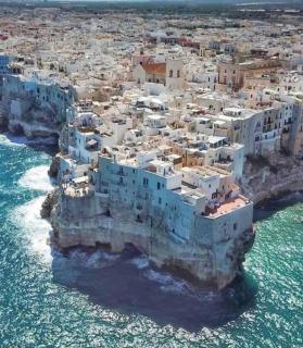 Porto Antico - Bari - 0
