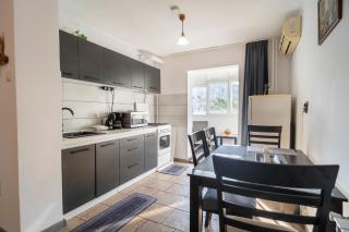 Rustic & Spacious 3BR Apartment - Bucarest - 0
