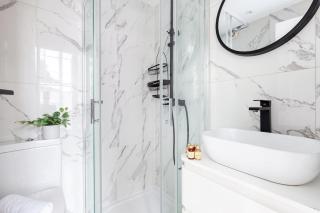 Modern Studio next to Paddington Station - London - 9