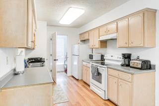 Cozy Brunswick Home: 13 Mi to St Simons Island! - 2