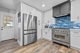 BlueBonnet Bungalow - Hot Tub & Fire Pit - Fredericksburg - 6