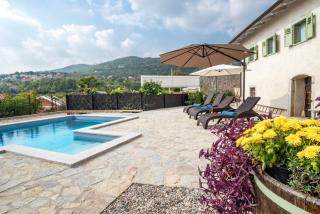 Villa Mira with pool - 8