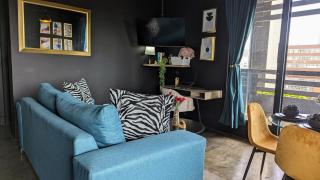 Maboneng Designer 1 Bedroom Apartment near Ellis Park - Full Backup Water & Electric - Hallmark House - 7