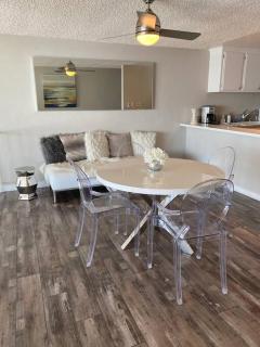 OCEAN PARADISE SANTA MONICA ADJACENT 2 Bedroom - 7